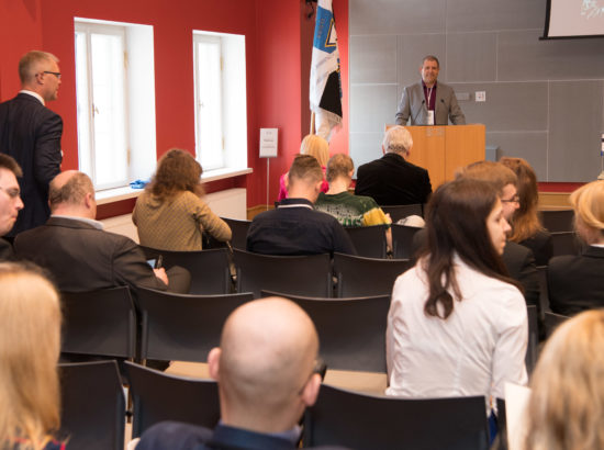 Riigikaitsekomisjoni liikmed osalevad Eesti Reservohvitseride Kogu Riigikaitseõiguse ja rahvusvahelise sõjaõiguse konverentsil